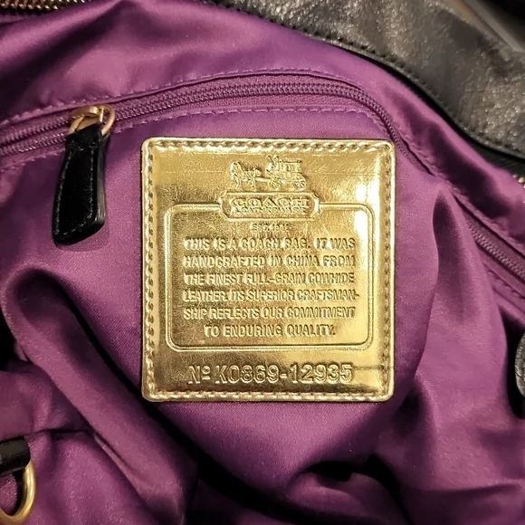 Coach black shoulder bag with purple interior K0869 - Picture 2 of 3